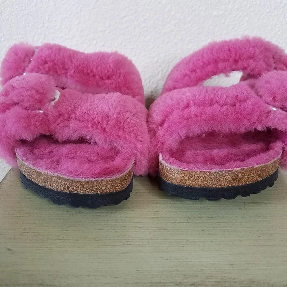Birkenstock Arizona Big Buckle Shearling in Fuchsia Tulip - Picture 6 of 10